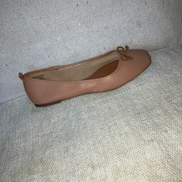 Time and Tru 9 wide fit Women's dusty rose /Nude Ballet Flats with Bow - Picture 9 of 16
